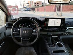 تويوتا سيينا